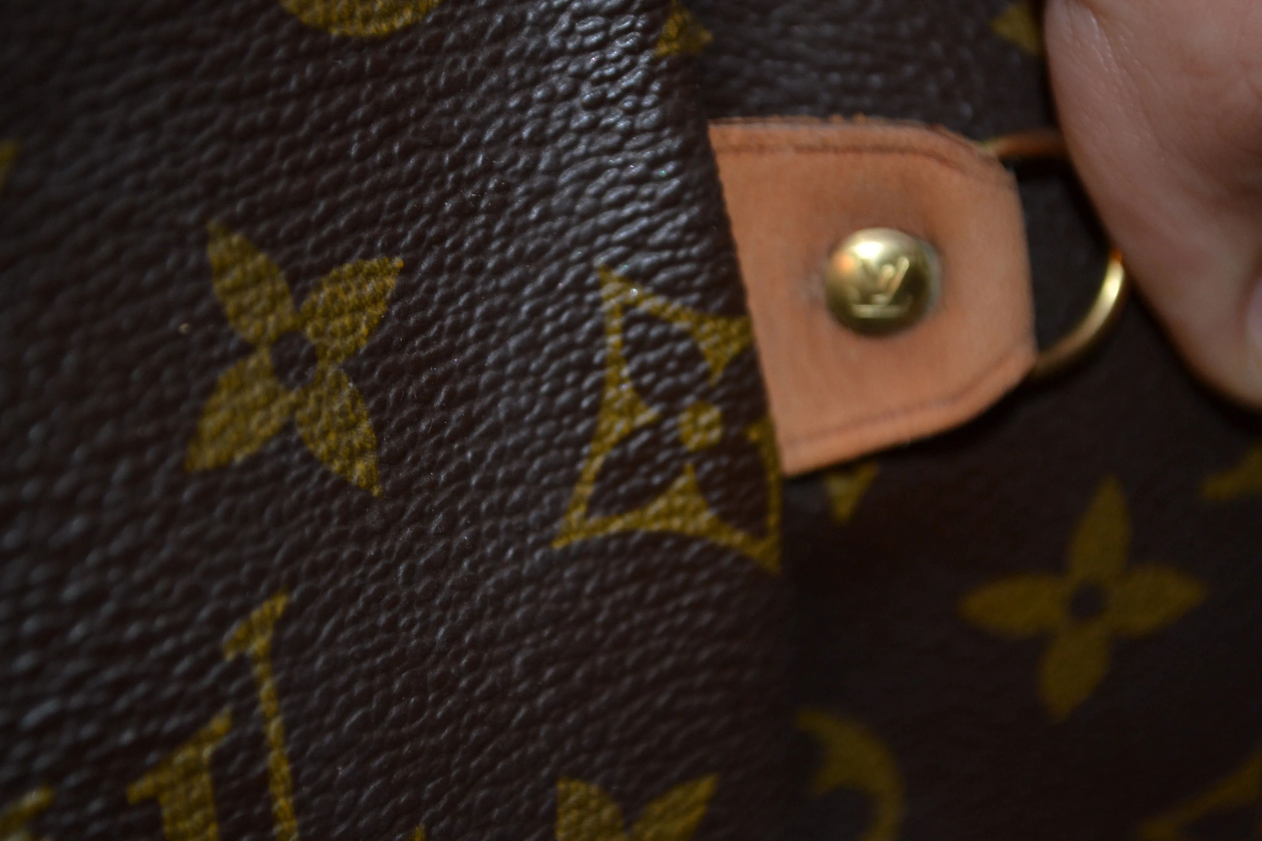 Authentic Louis Vuitton Monogram Sac Shopping Large Shoulder Bag (GUC) "Rare-Discontinued" (SALE - 73% OFF)