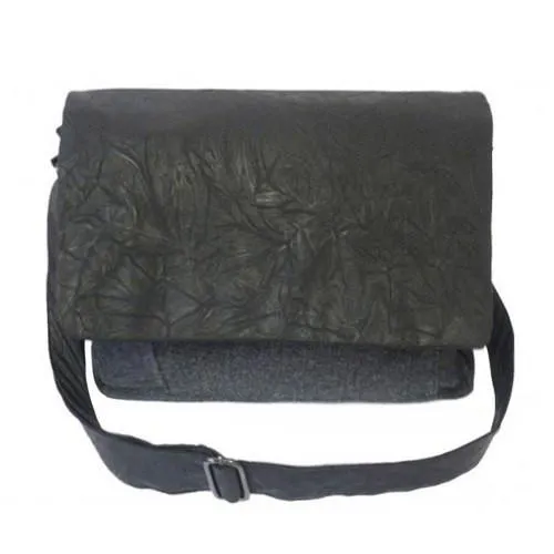 BALLARAT - Mens Black Crossbody Bag