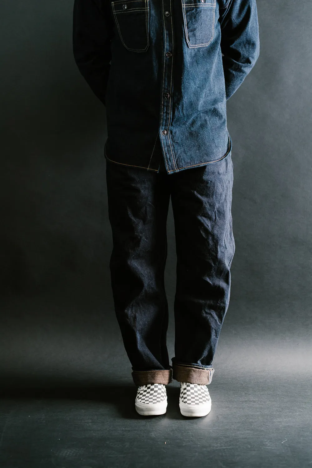 D1879S - 15oz "Natural Indigo x Kakishibu" Aishibuzome Dyed Selvedge - Regular Straight Fit