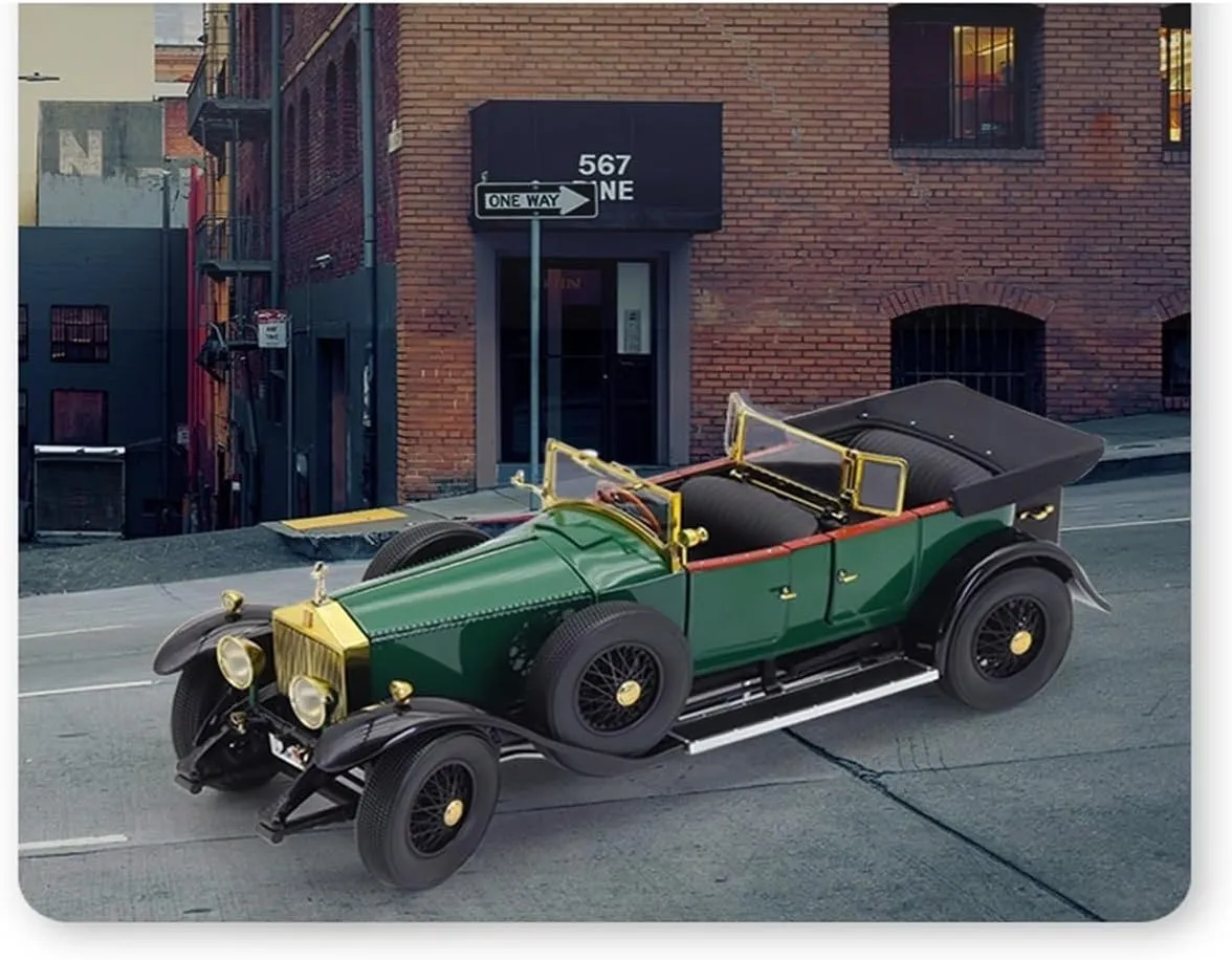 Diecast Model Car Rolls-Royce Phantom 1:18 for Six Generations of Alloy Retro Classic Resin Car Metal Toy Vehicles(Green)
