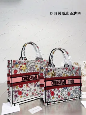 DR338 Medium/Large Dior Book Tote