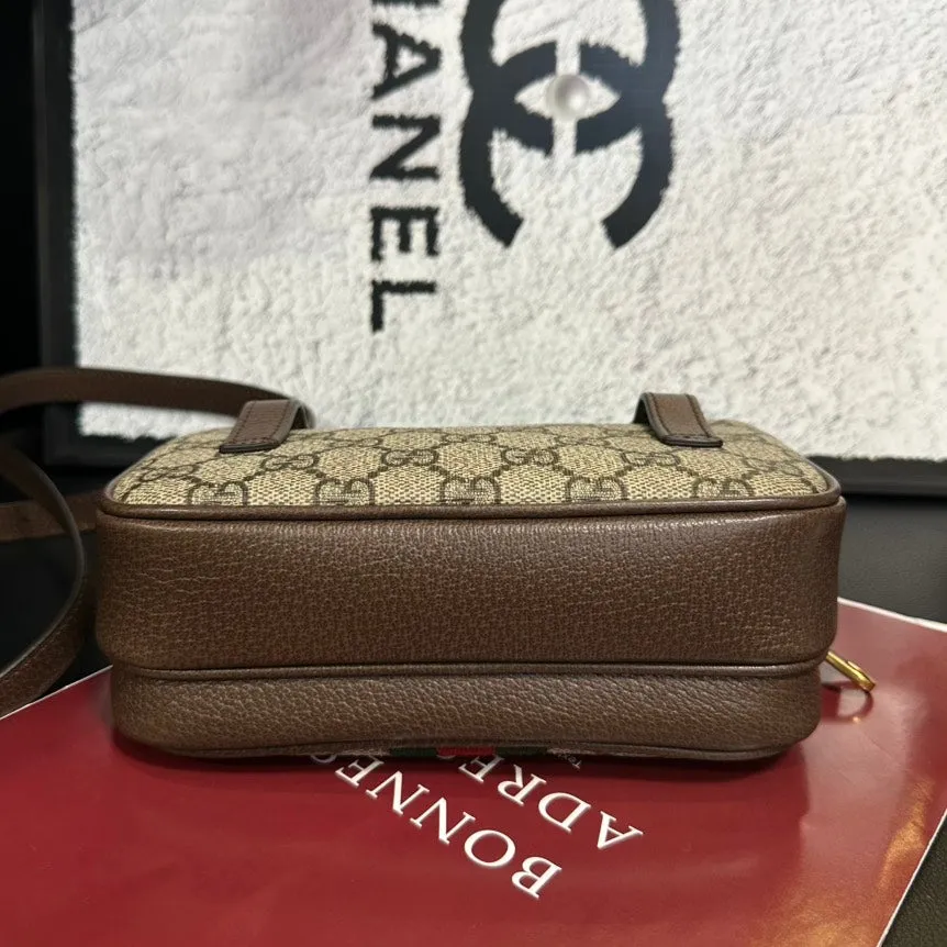 Gucci GG Supreme Beige Brown Double Layer Crossbody Waist Bag