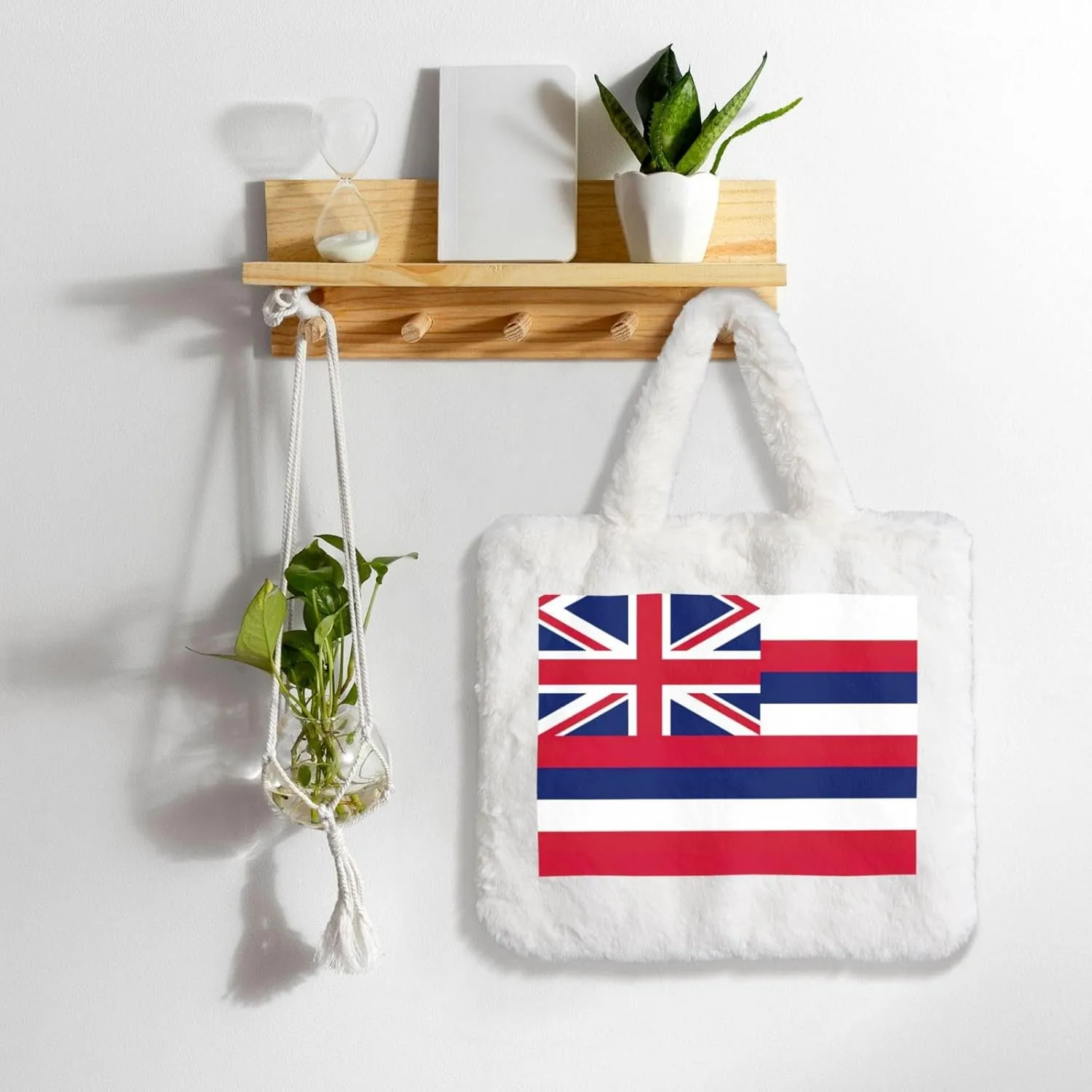 Hawaii Flag Printing Fluffy Shoulder Bag Ladies Plush Underarm Bag Tote Bag Furry Purse Handbag For Work Travel