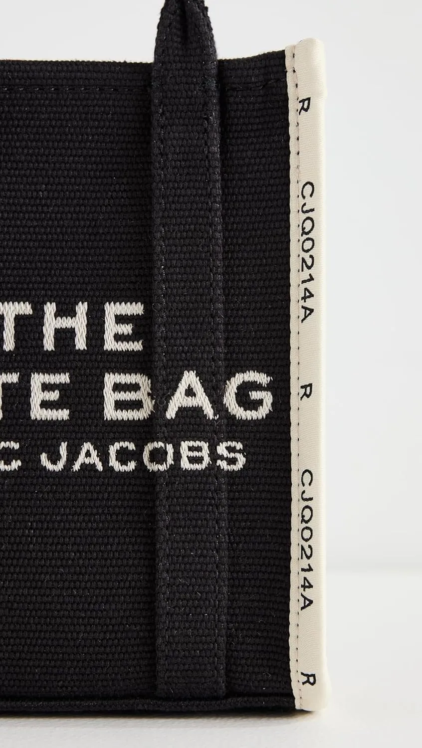 Marc Jacobs Minimalist