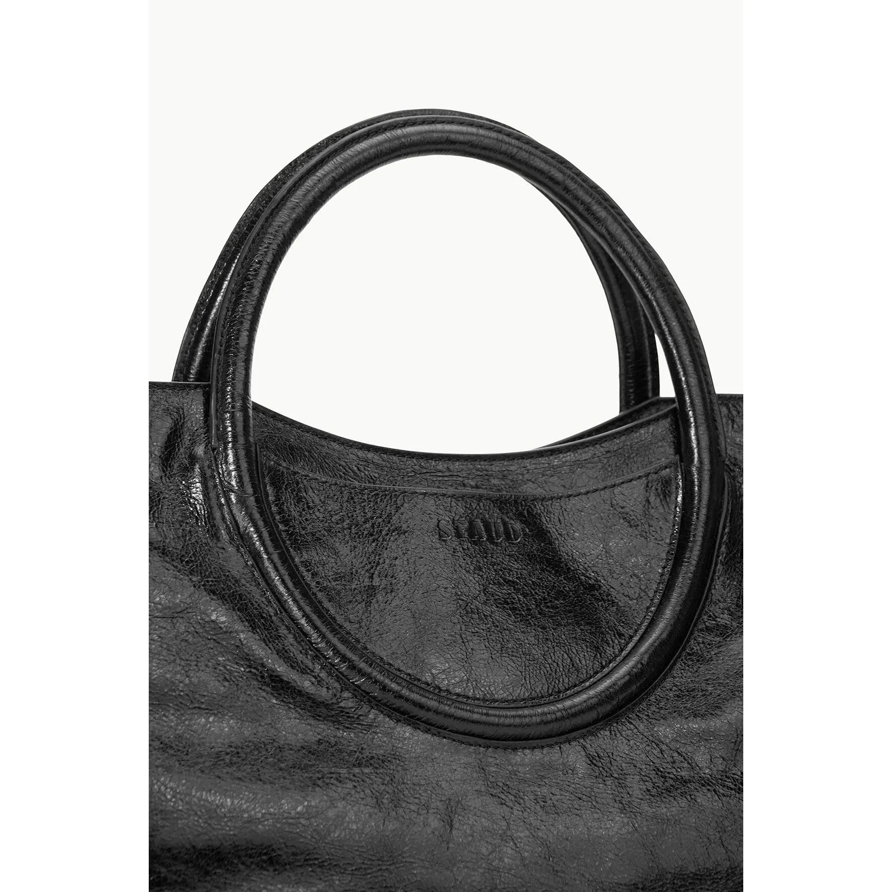 Maude Satchel