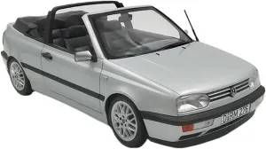 Metal Die Cast Toy Cars Diecast 1:18 Scale for Golf 1995 Convertible Car Model Toys Adult Fans Souvenirs Collection Display for Home Or Office Décor