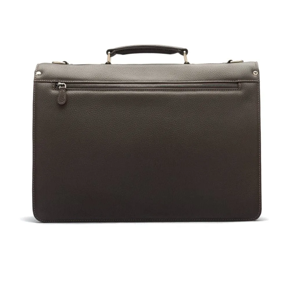 Pebbble Grain Harvard Leather Briefcase - Brown