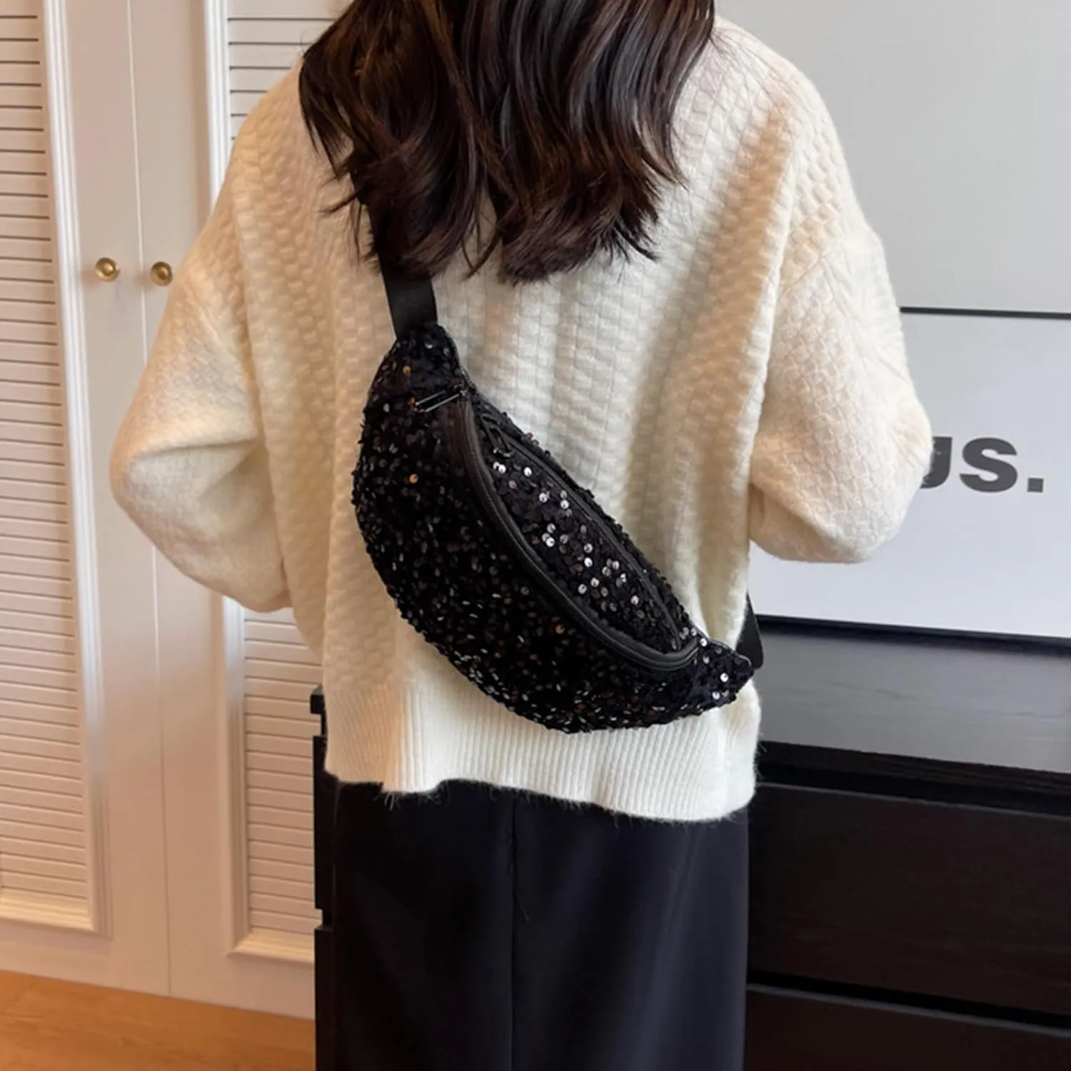 Sequins Glitter Waist Bag Fanny Pack for Women Girls Crossbody Belt Bag Chest Bag Phone Pouch for Travel Running Workout