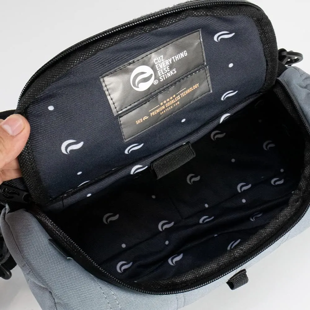 Skunk Uptown Crossbody Duffle Bag (Platinum Gray)