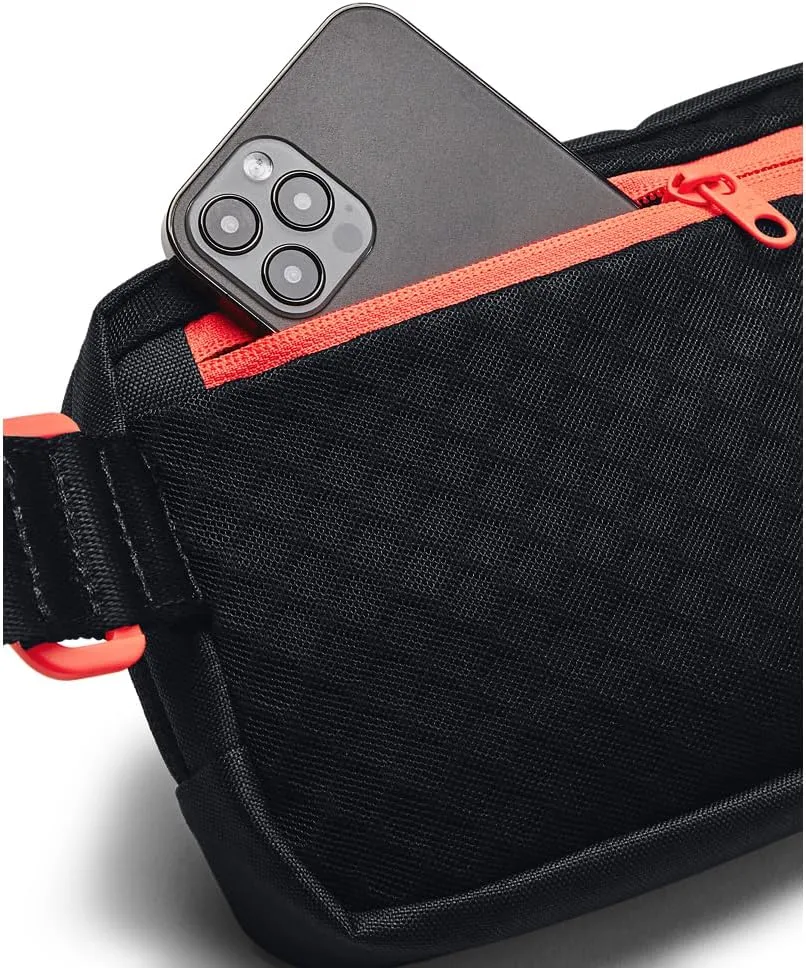 Under Armour Loudon Crossbody Waist Bag