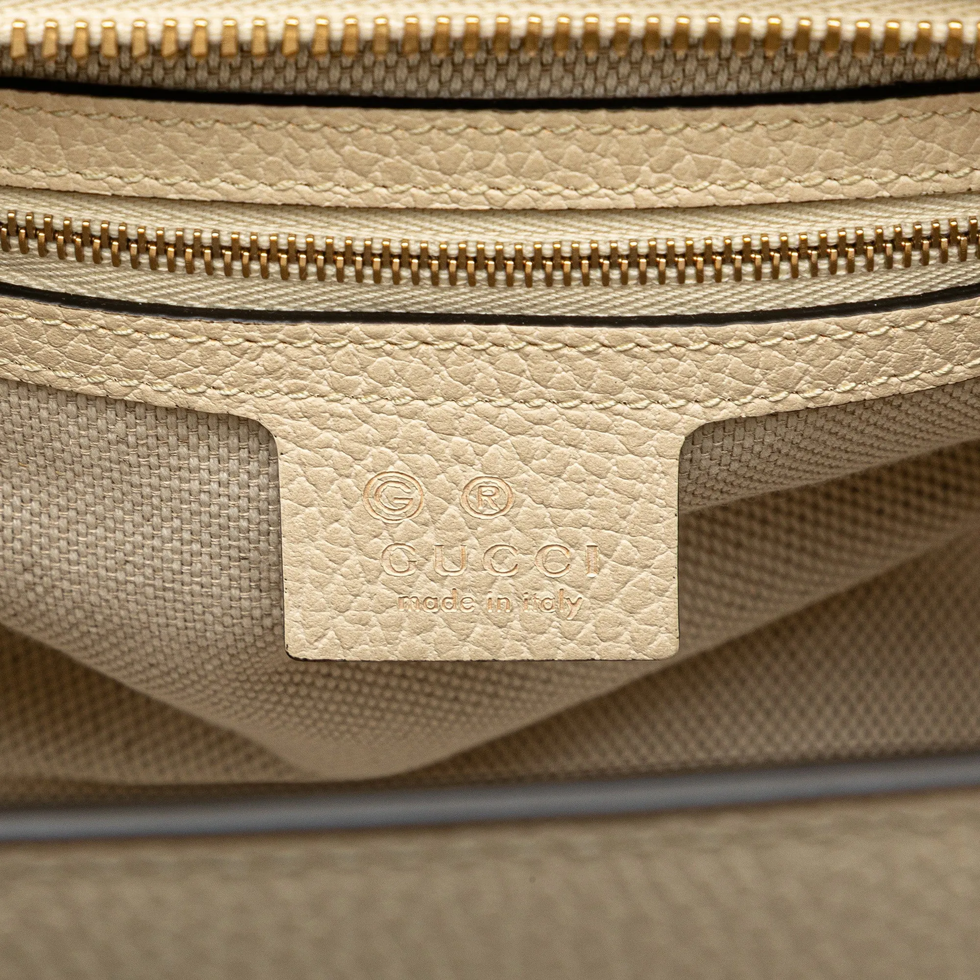White Gucci Medium Dollar Calf Soho Top Handle Convertible Tote Satchel